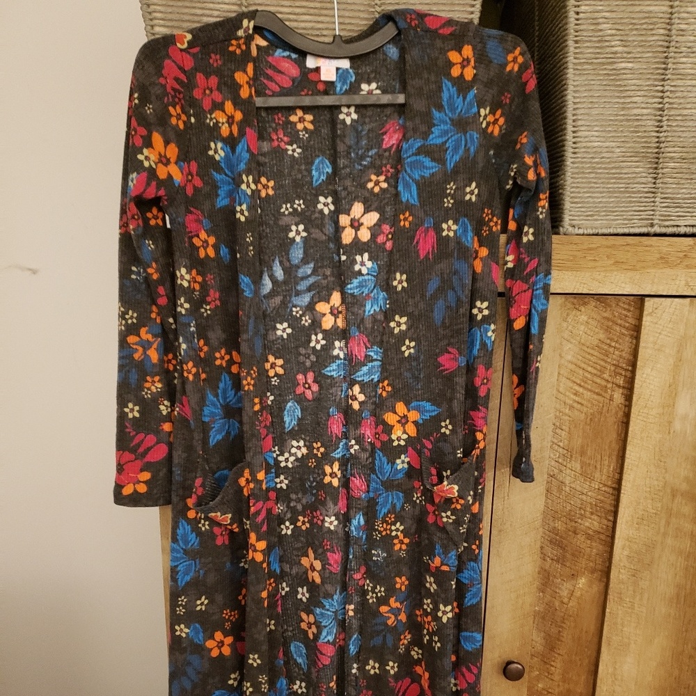 XS Lularoe Sarah